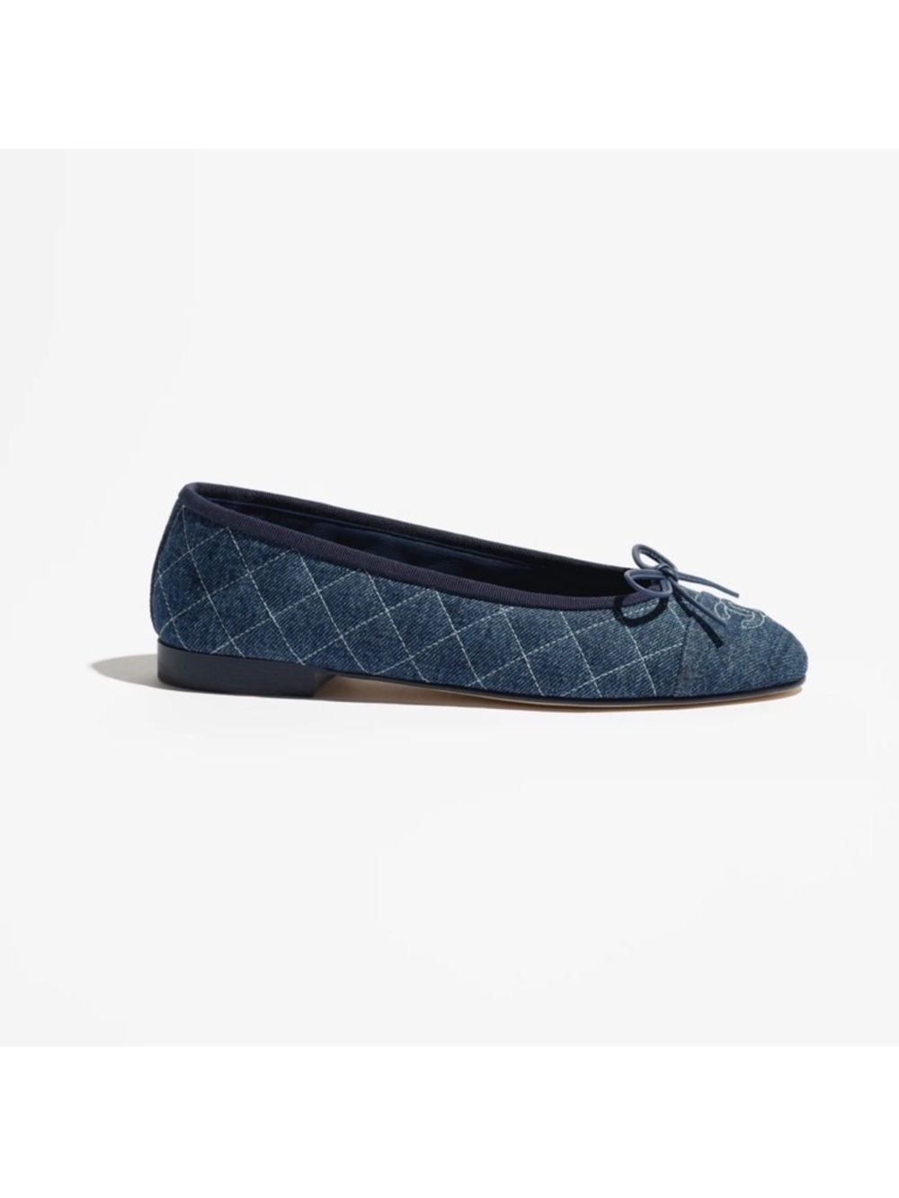 CHANEL Quilted Denim Navy Ballet Flats with Bow - Picture 2 of 4